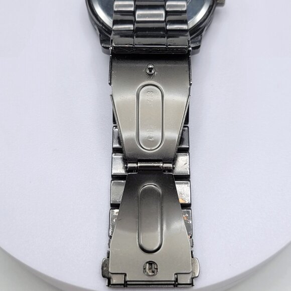 Michael Kors MK-1126 Hematite-Black Logo-Faced Stn.Steel 100m(10ATM) VTG Pre-own - Picture 8 of 11